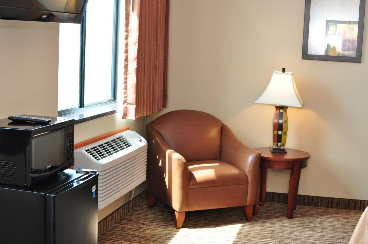 Cobblestone Inn & Suites - Newton Exteriér fotografie