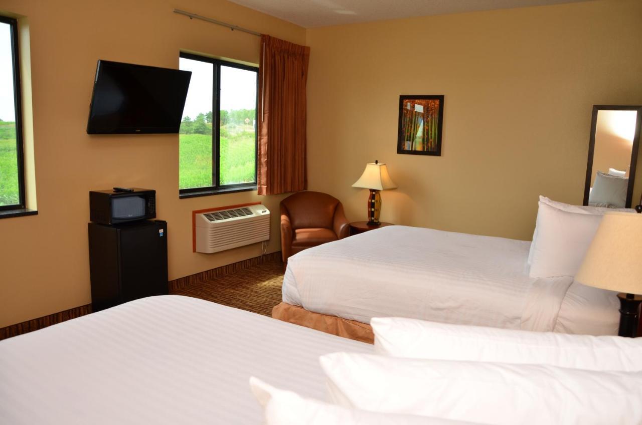Cobblestone Inn & Suites - Newton Exteriér fotografie