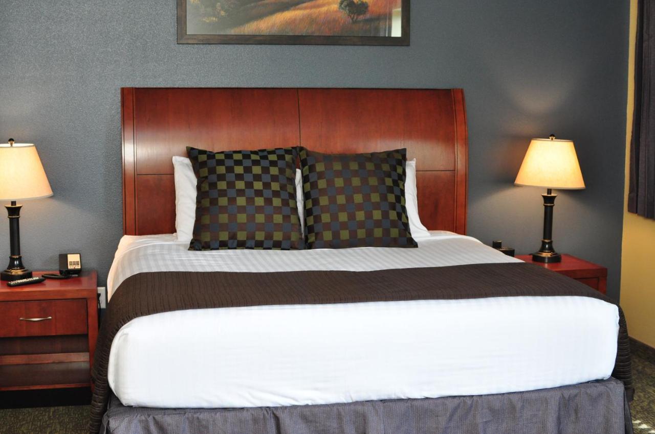 Cobblestone Inn & Suites - Newton Exteriér fotografie